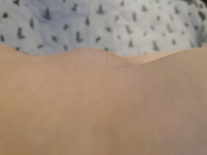 A small hill looking to be explored. Let's find out of there's treasure inside.