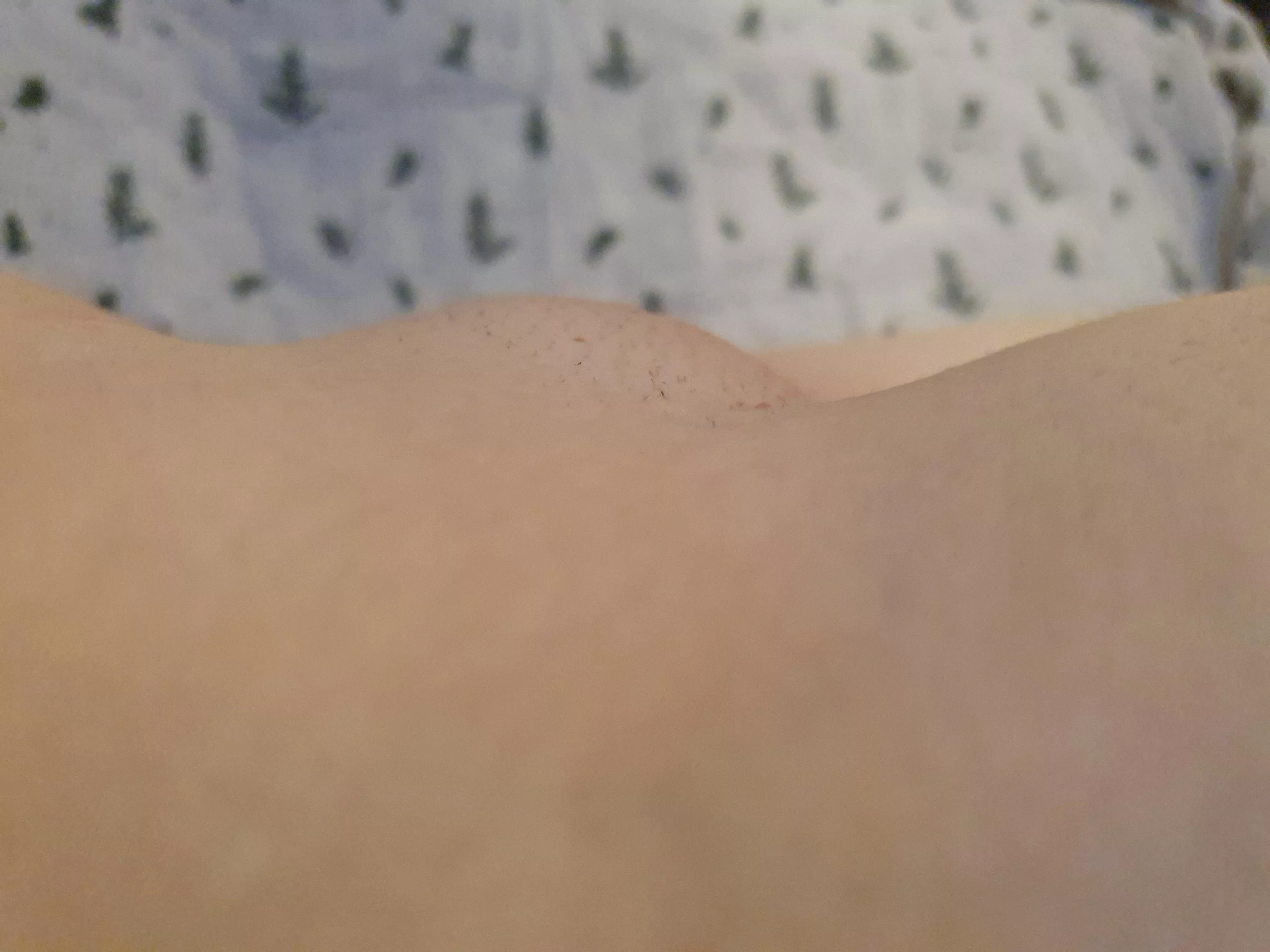 A small hill looking to be explored. Let's find out of there's treasure inside.