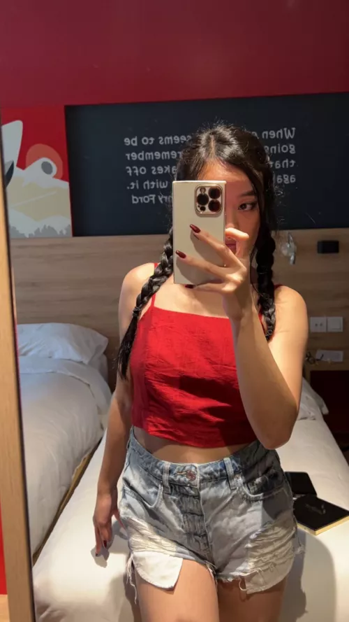 anyone like Filipina Asian?