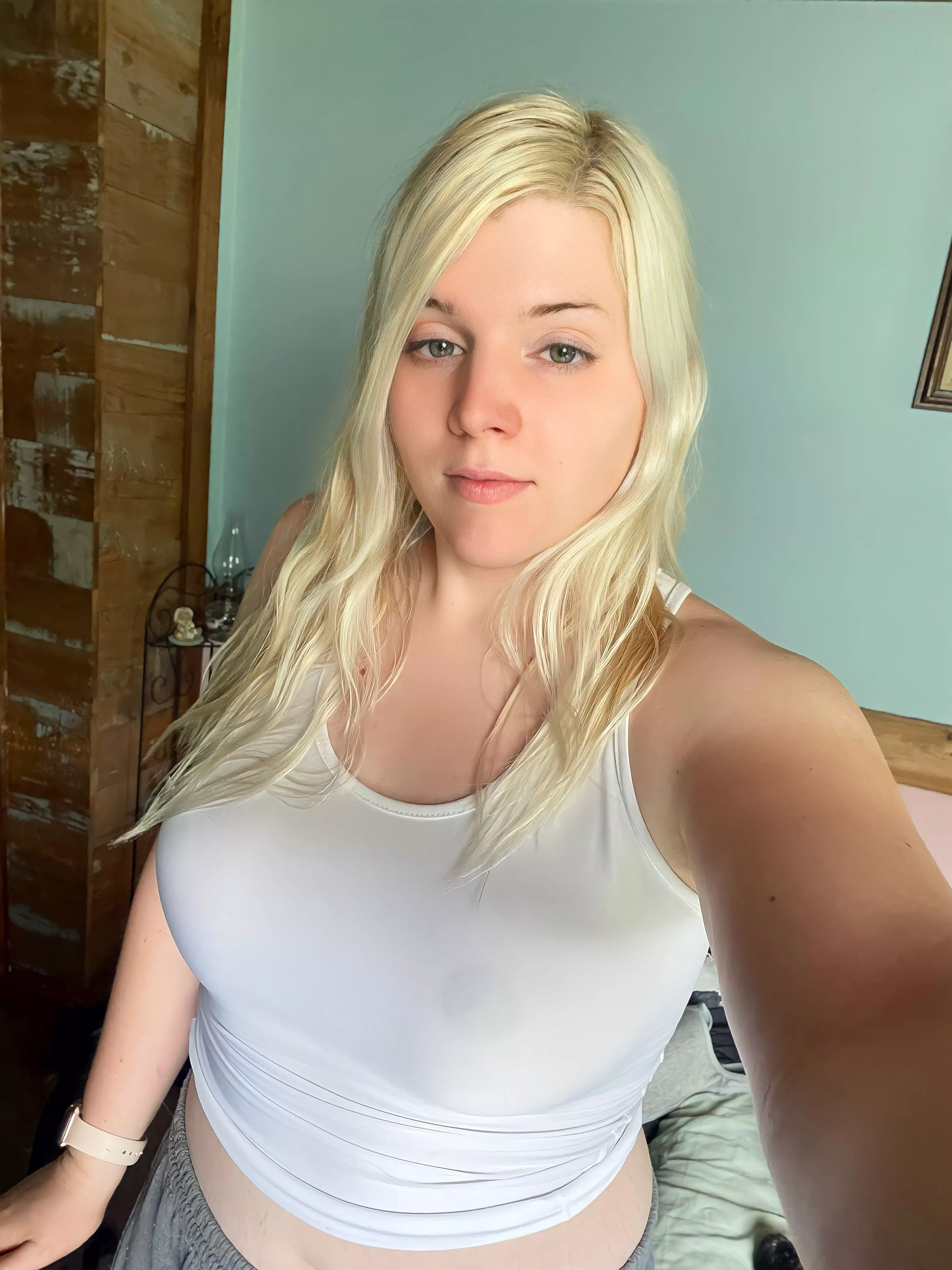 Do I look okay before makeup? 🥰