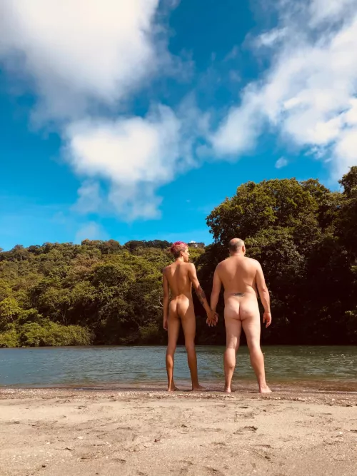 Enjoying a nice day at the beach. Got to love Costa Rica❤️