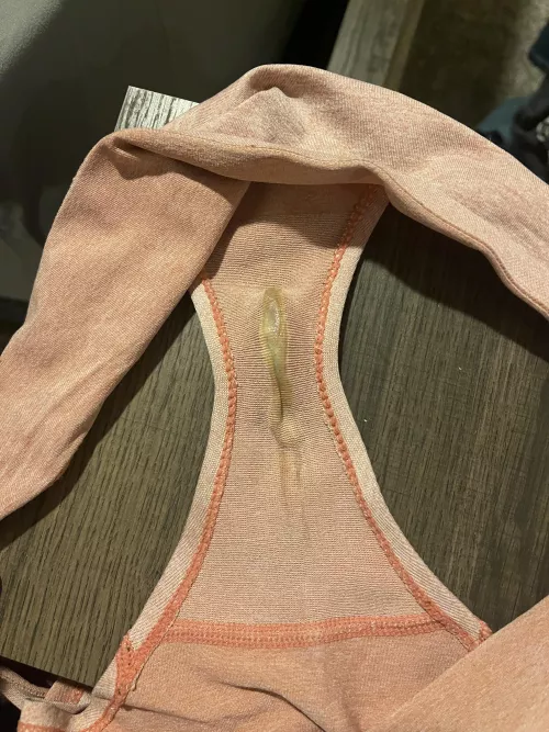 Glistening 😍 Lmk if interested!