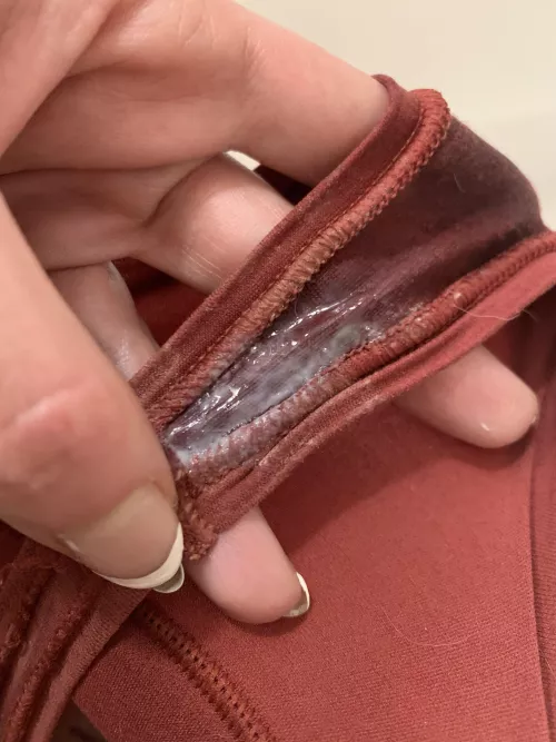 Grooly and bubbly pair