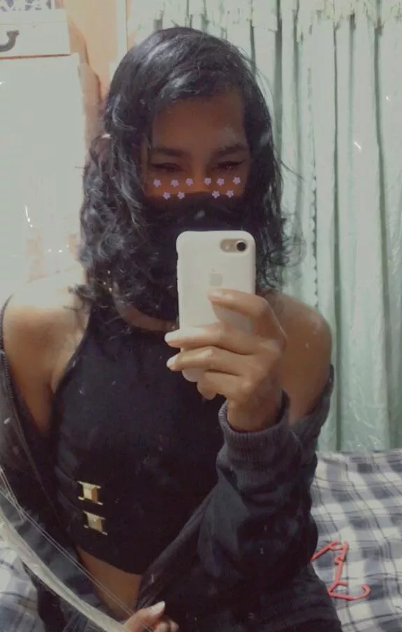 Hey guys, this is my first post..what do you think?