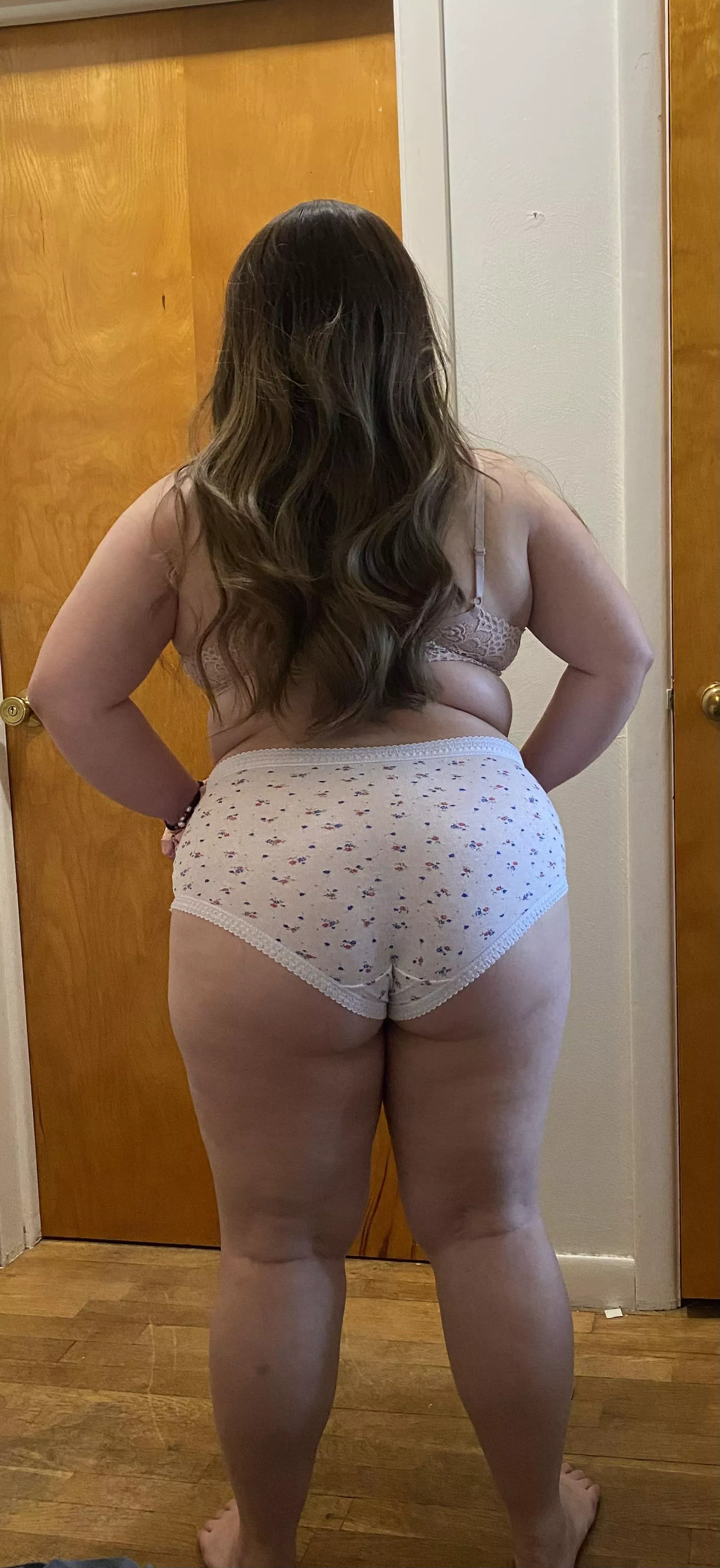 Hugs all the right spots