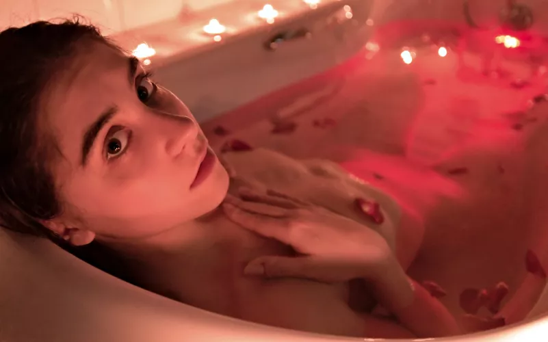 I made us a romantic bath ♥