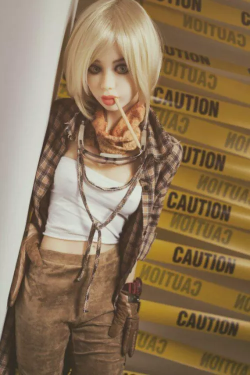 I'm looking for this sex doll, but the sites seem shady . Please help. im very new at this