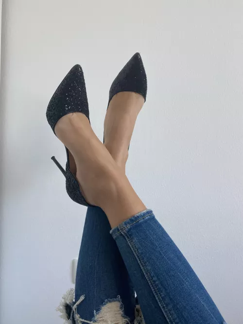 jeans and heels 💙 [f]