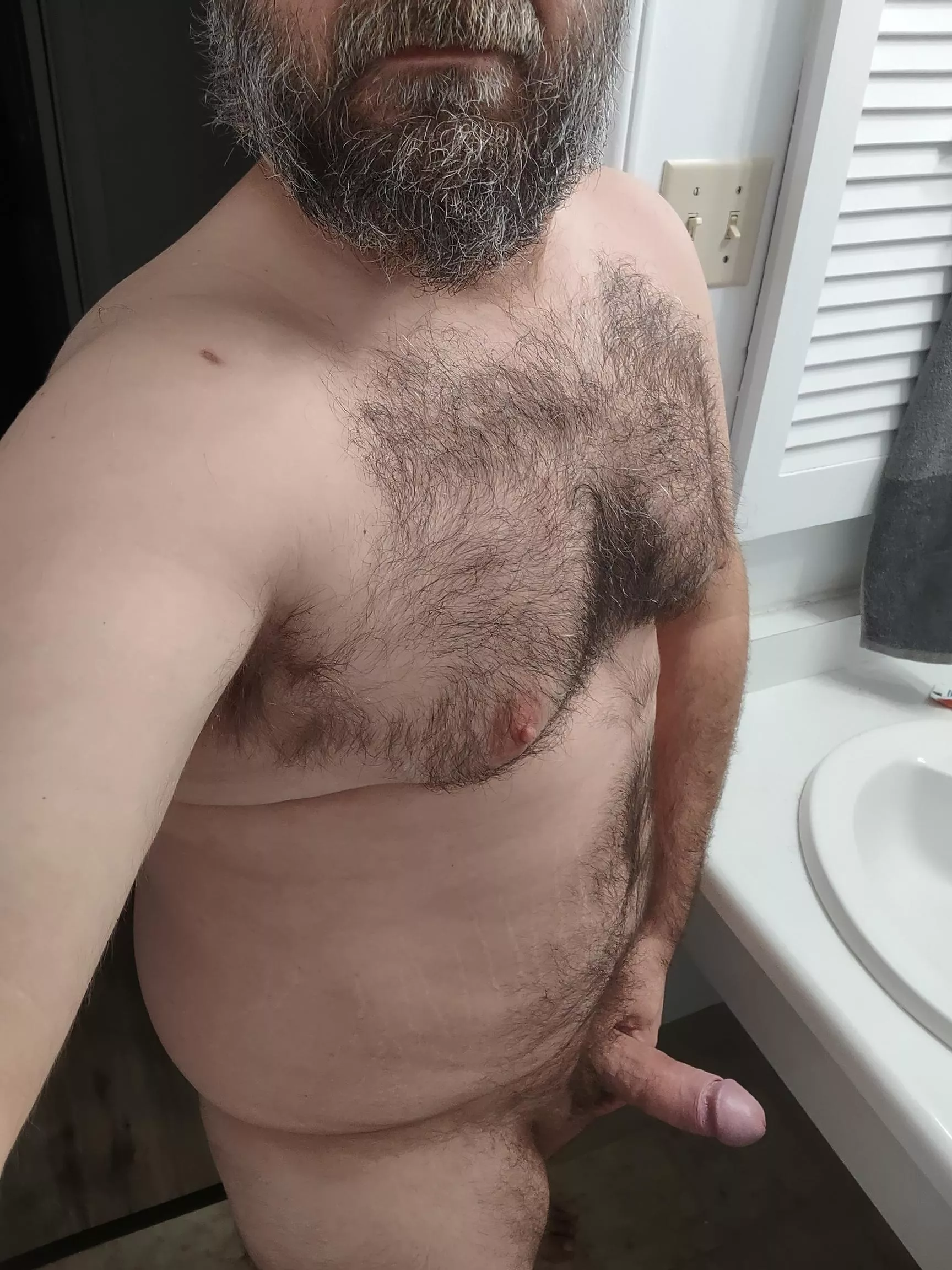 lol my beard is a mess 🤣