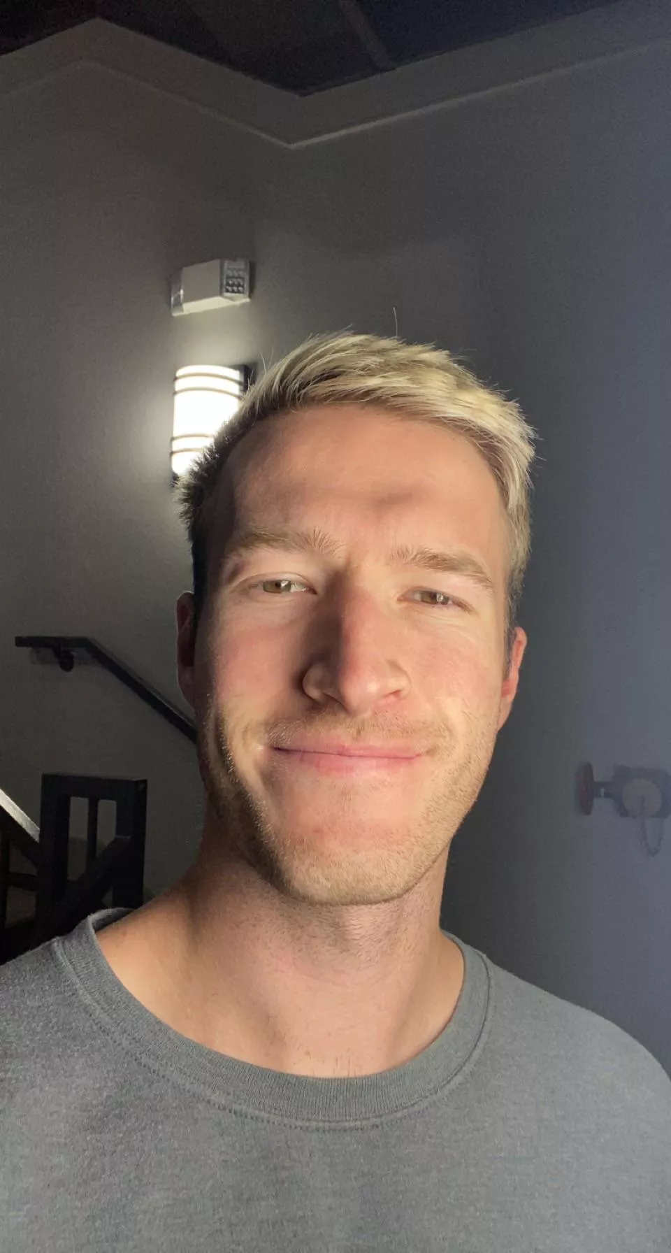 Rihanna announces new album today??