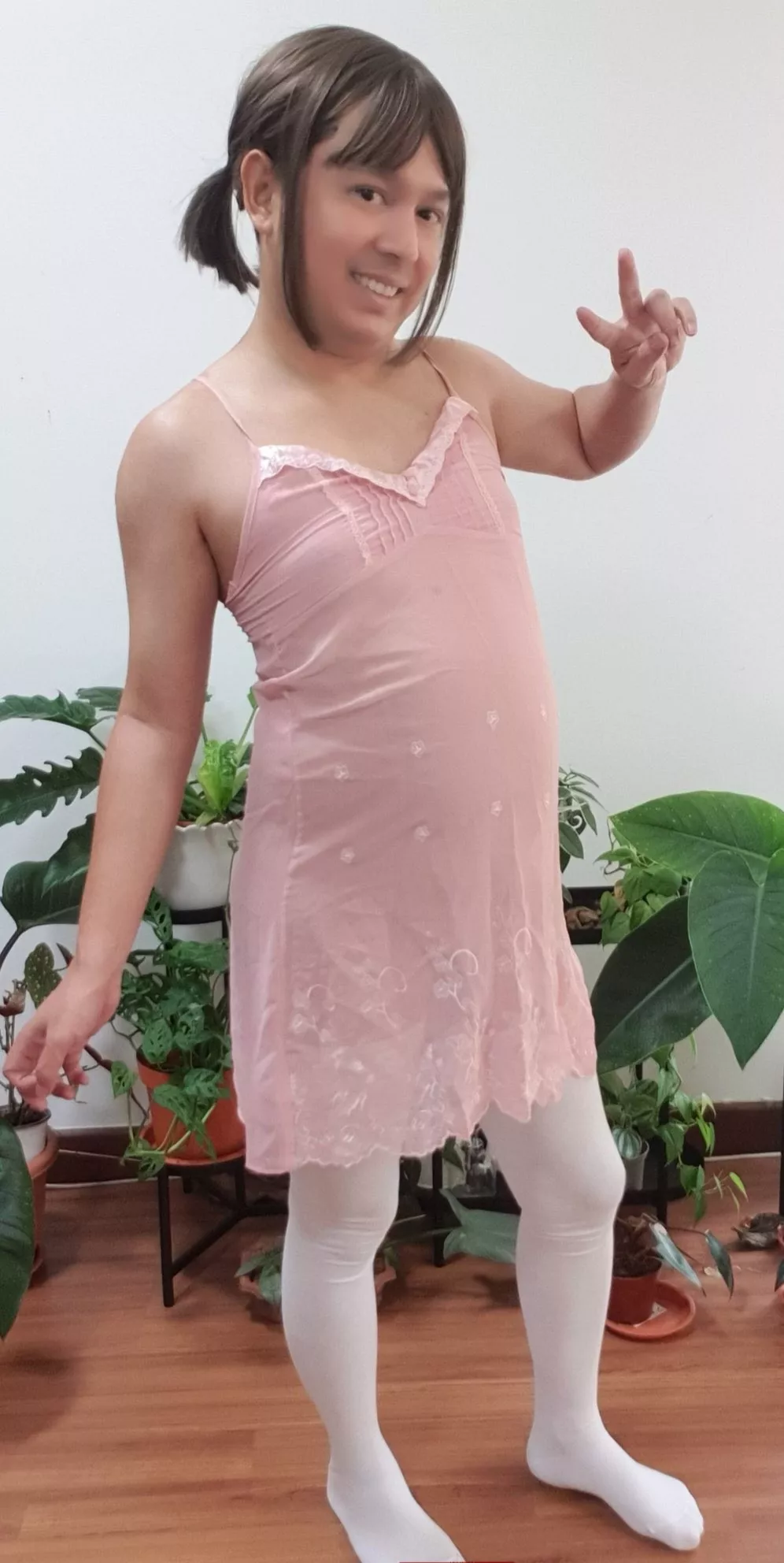 sissy lola looking for a dom top daddy