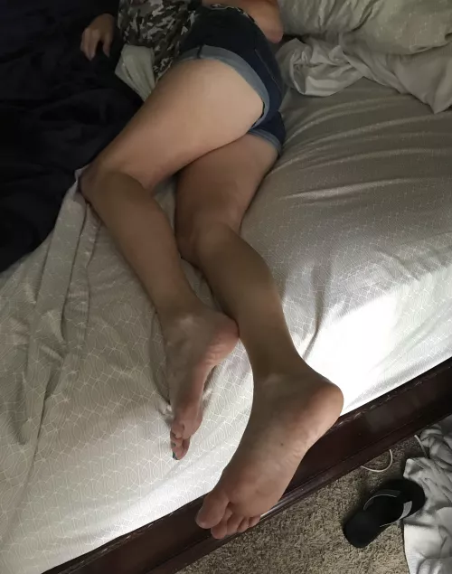 Smell these and lick them…my flip flops smell sooooo good!! DMs welcomed