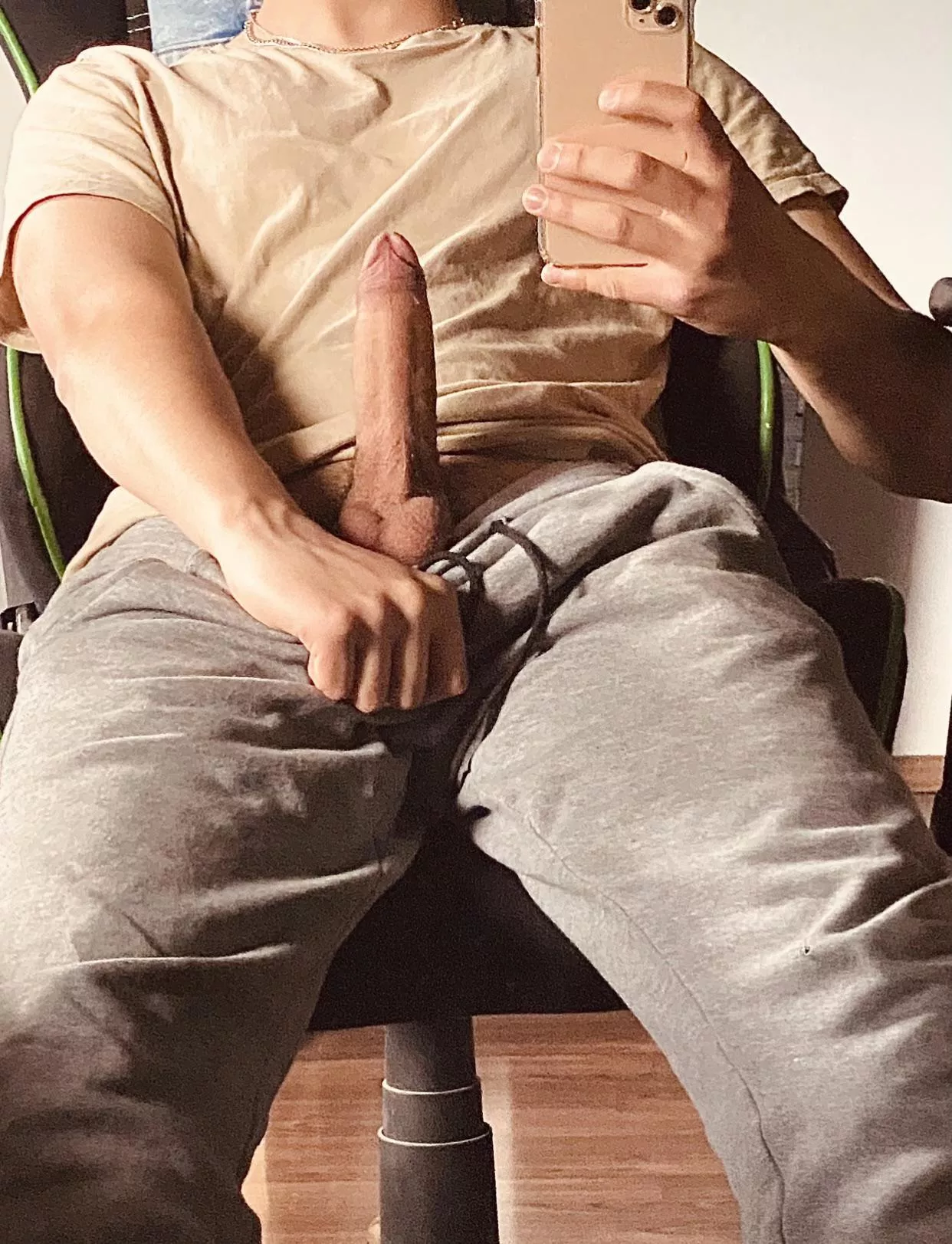 Someone who wanna ride ? 😜