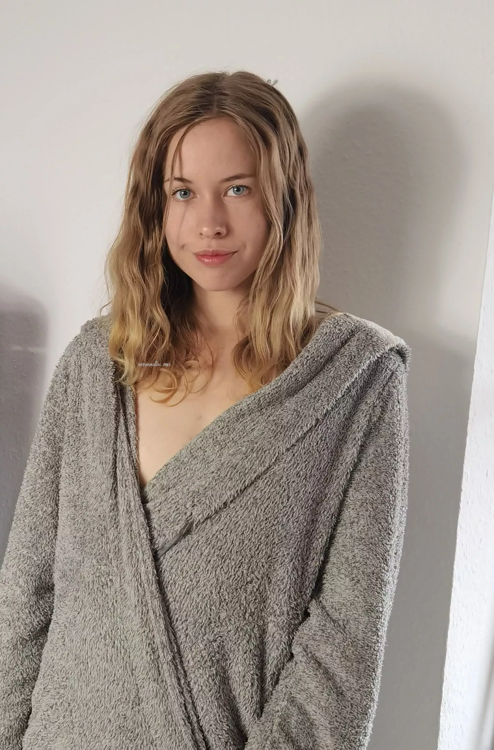 Sunday is chilling time ✌️ [F]