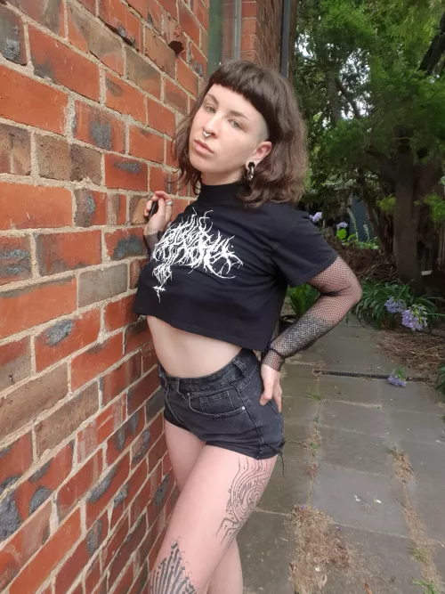 Trying to be a model..can't you tell [F] [F22] [IRTR]