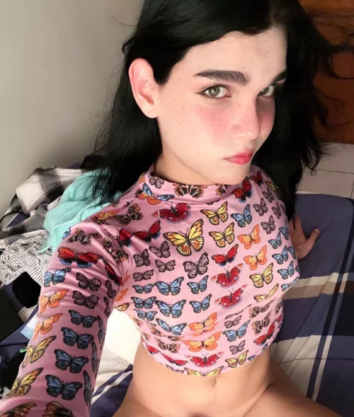 would you like to be friends with me :3