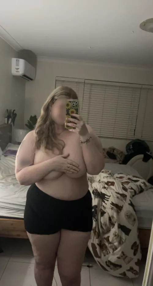 You should see them bounce 🌶 @kitarajade on OF & F@nsly for more