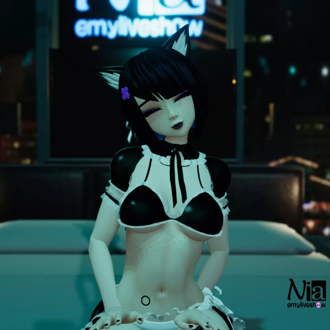 A maid invited you to play a game of lovense chocolates. you wouldn't say no would you? 💙🎁 https://chaturbate.com/emyliveshow