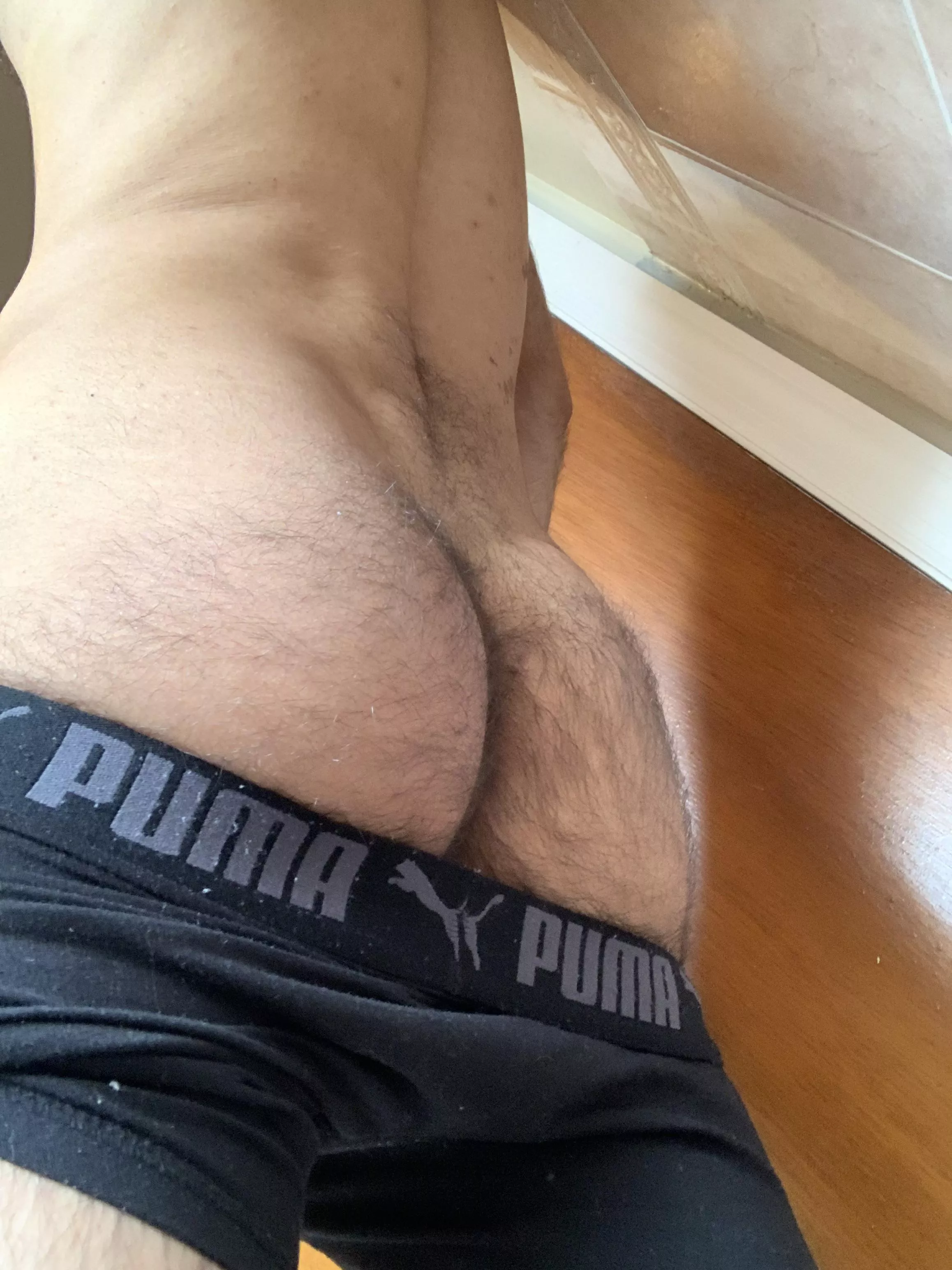 Anyone into little butts? Mine won’t grow hahaha