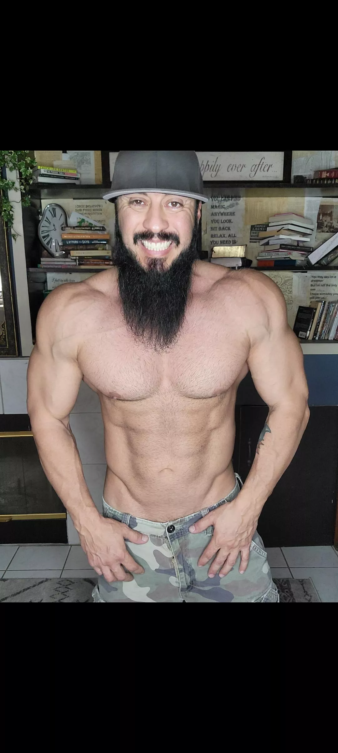 army man here! 6'3 255