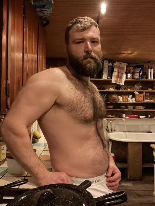 Buck Wyldr in the Kitchen