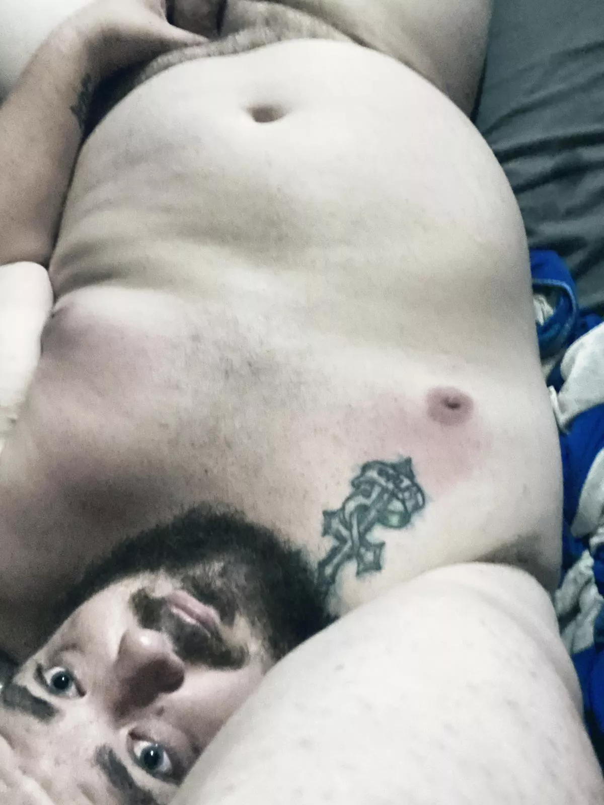 Chilly Sunday. Waiting on my Mrs. to come keep me warm.