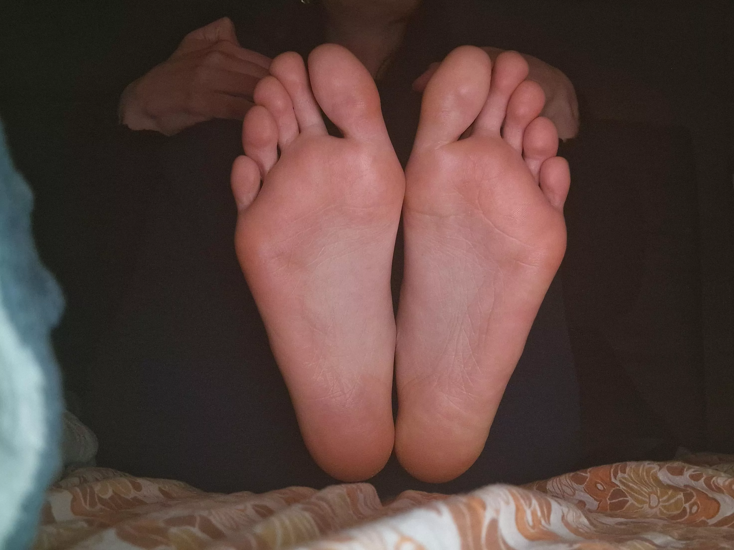 Give them goodnight kisses please?