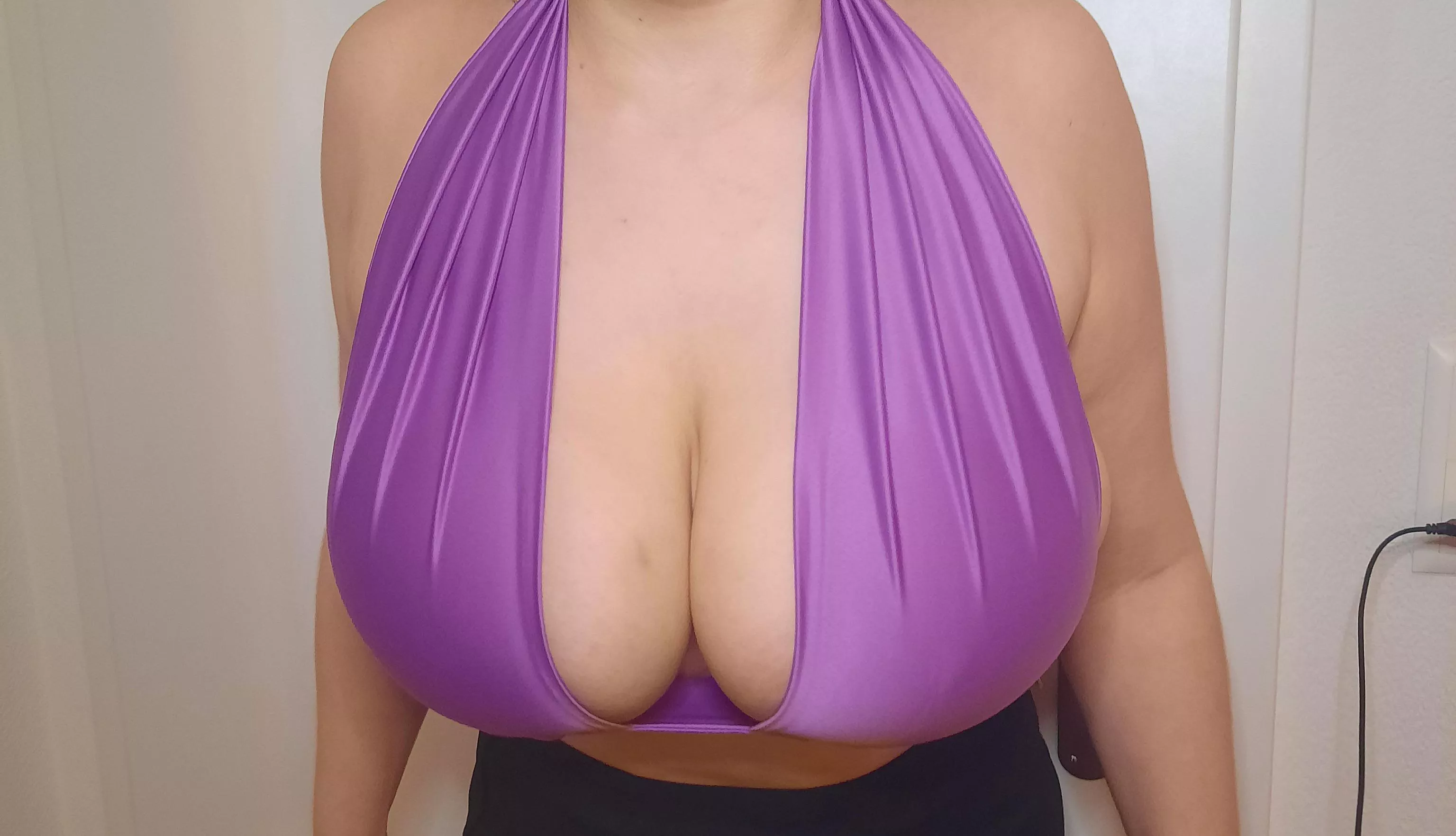 got some massive tits for you