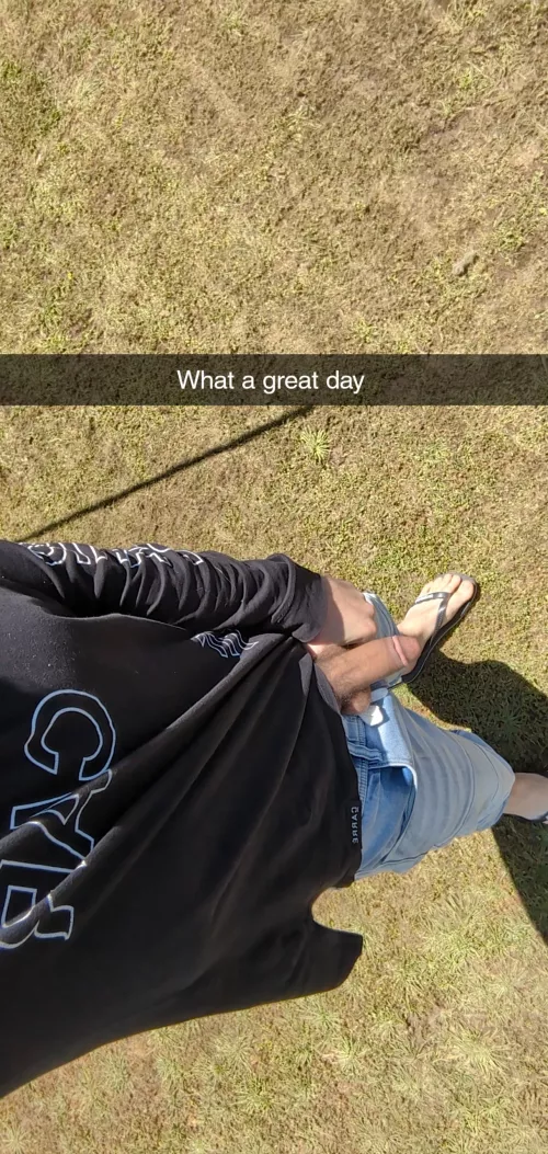 had to take a sneaky snap for a mat, not sure if someone seen me. (27/cut)