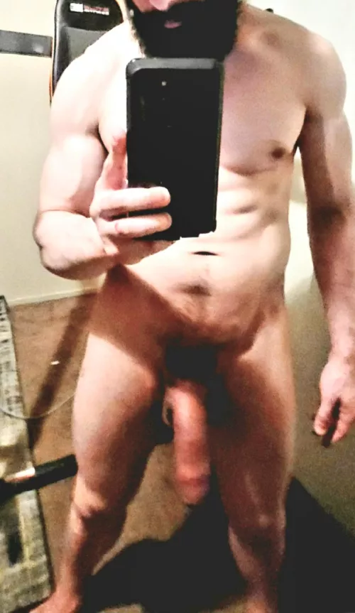 I heard big dick bearded are wanted.