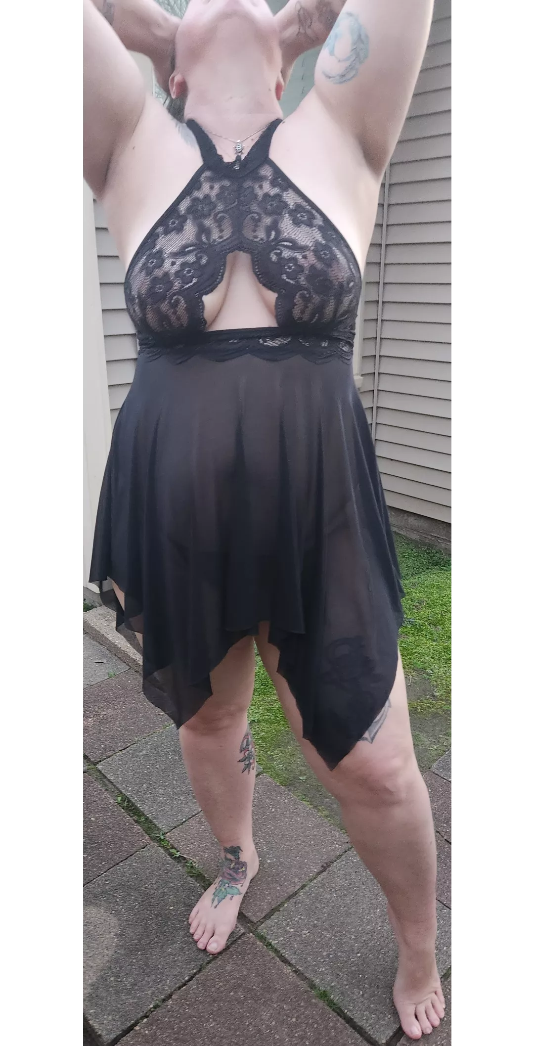 I hope MILF dykes get love here.