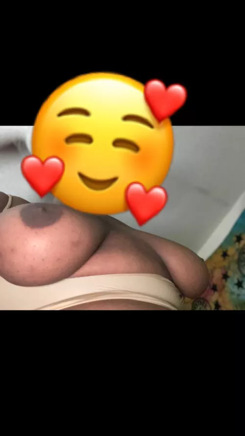 It’s boring being a loner 😭