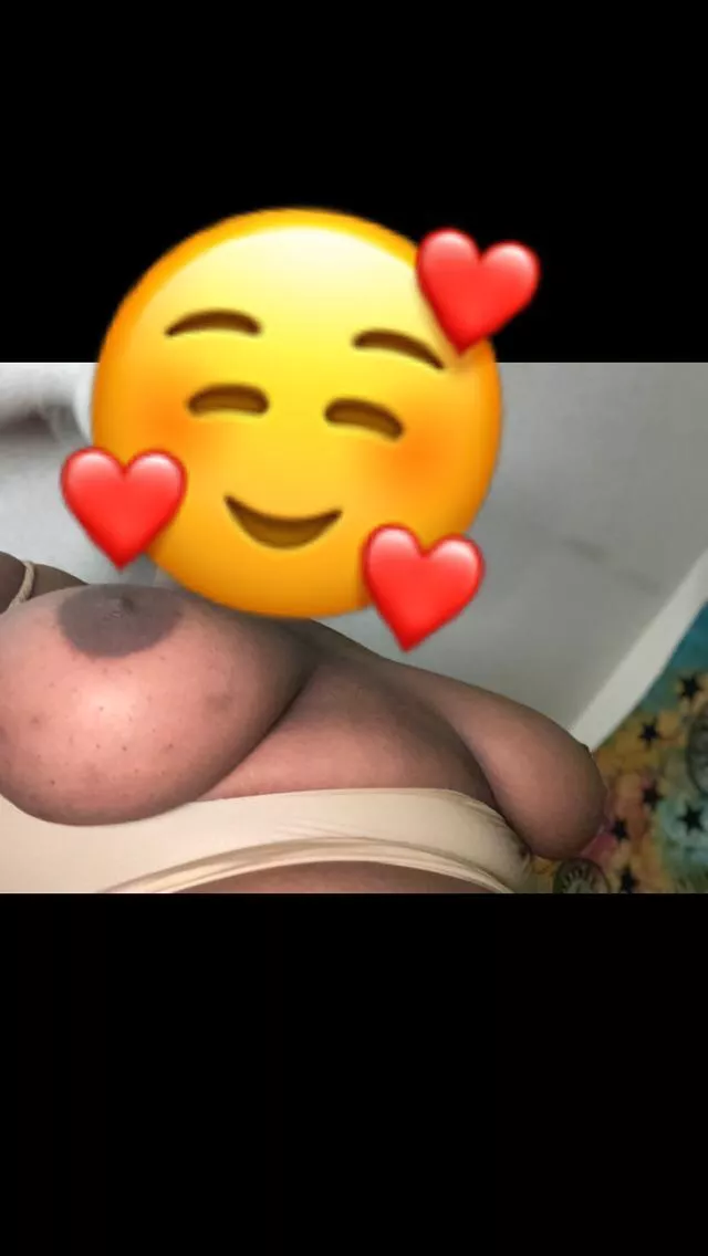 It’s boring being a loner 😭