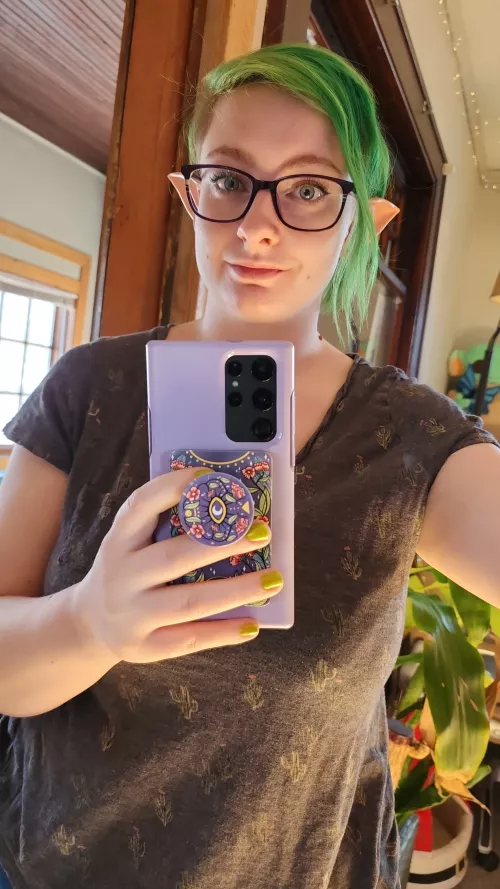 my elf ears came in the mail!