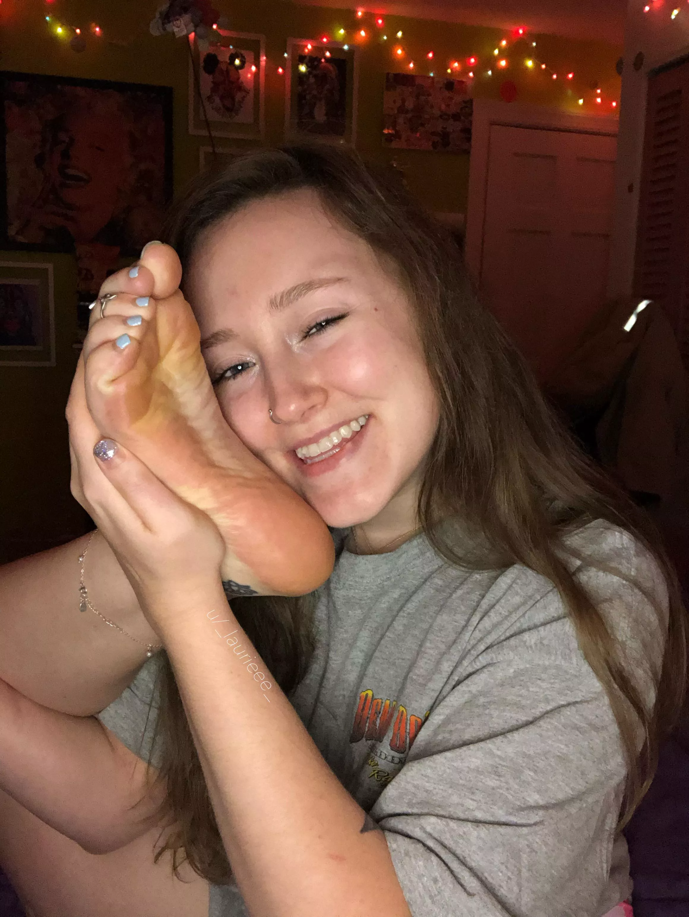 My feet are perfectly sized to fit your face, just like this! Would you give them nice long licks?