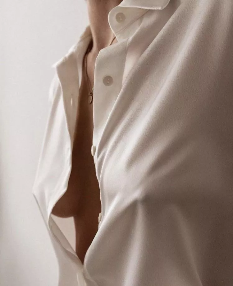 My husband’s boss is visiting us for a dinner tonight, think he’ll like my outfit?