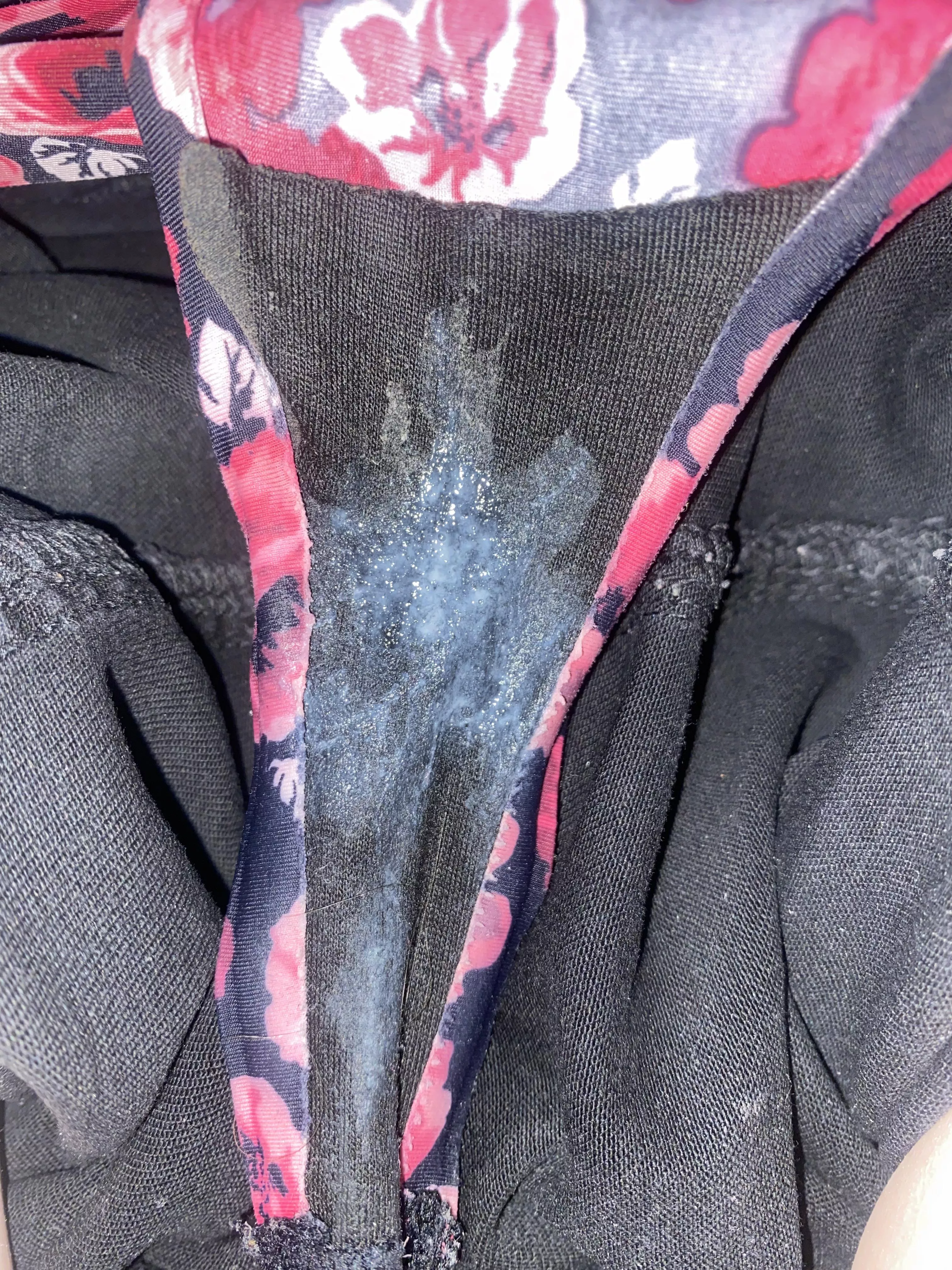 Nothing like the feeling of a soaked pair of panties ❤️