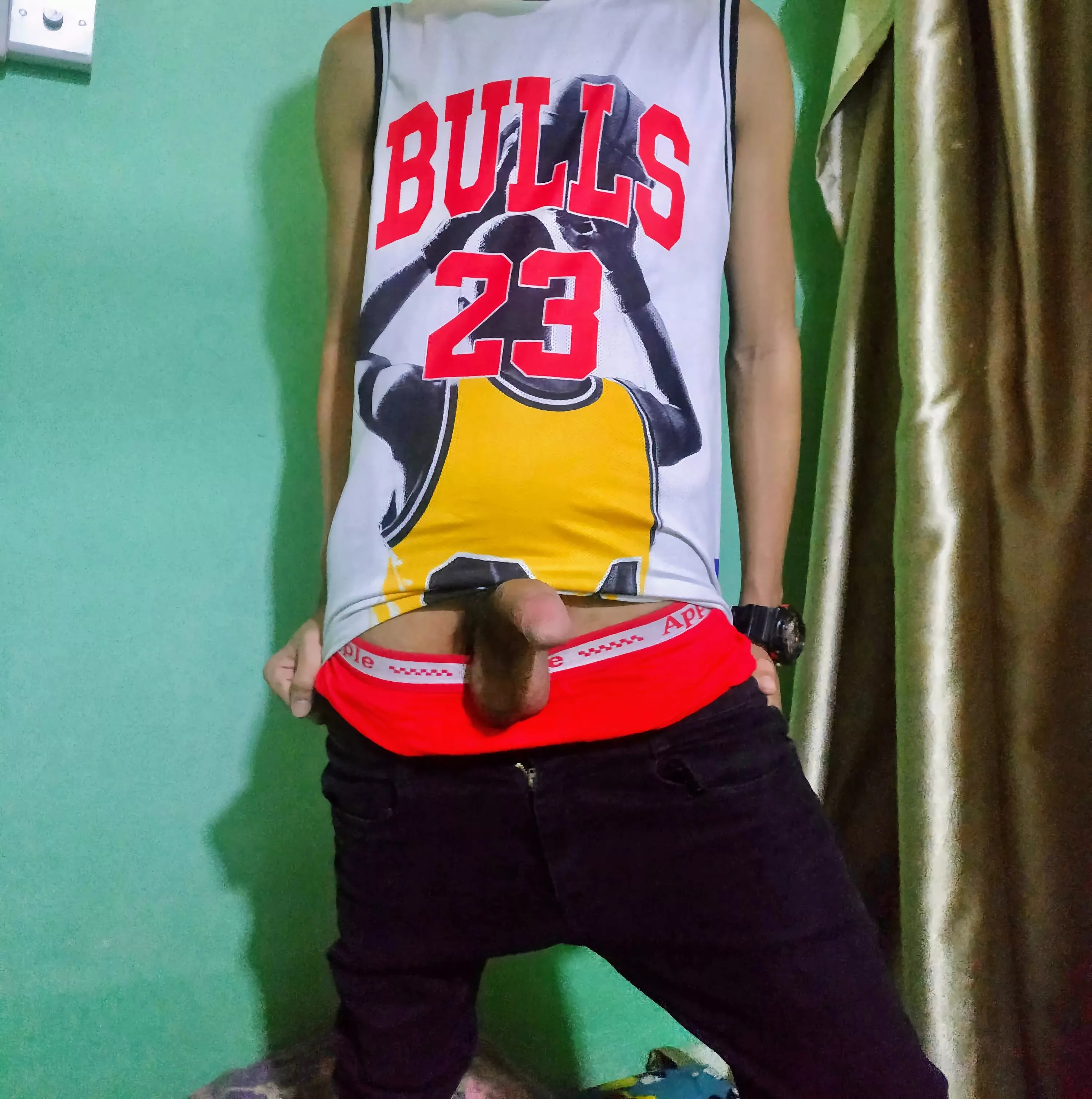 Semi-hard cock is underrated imo