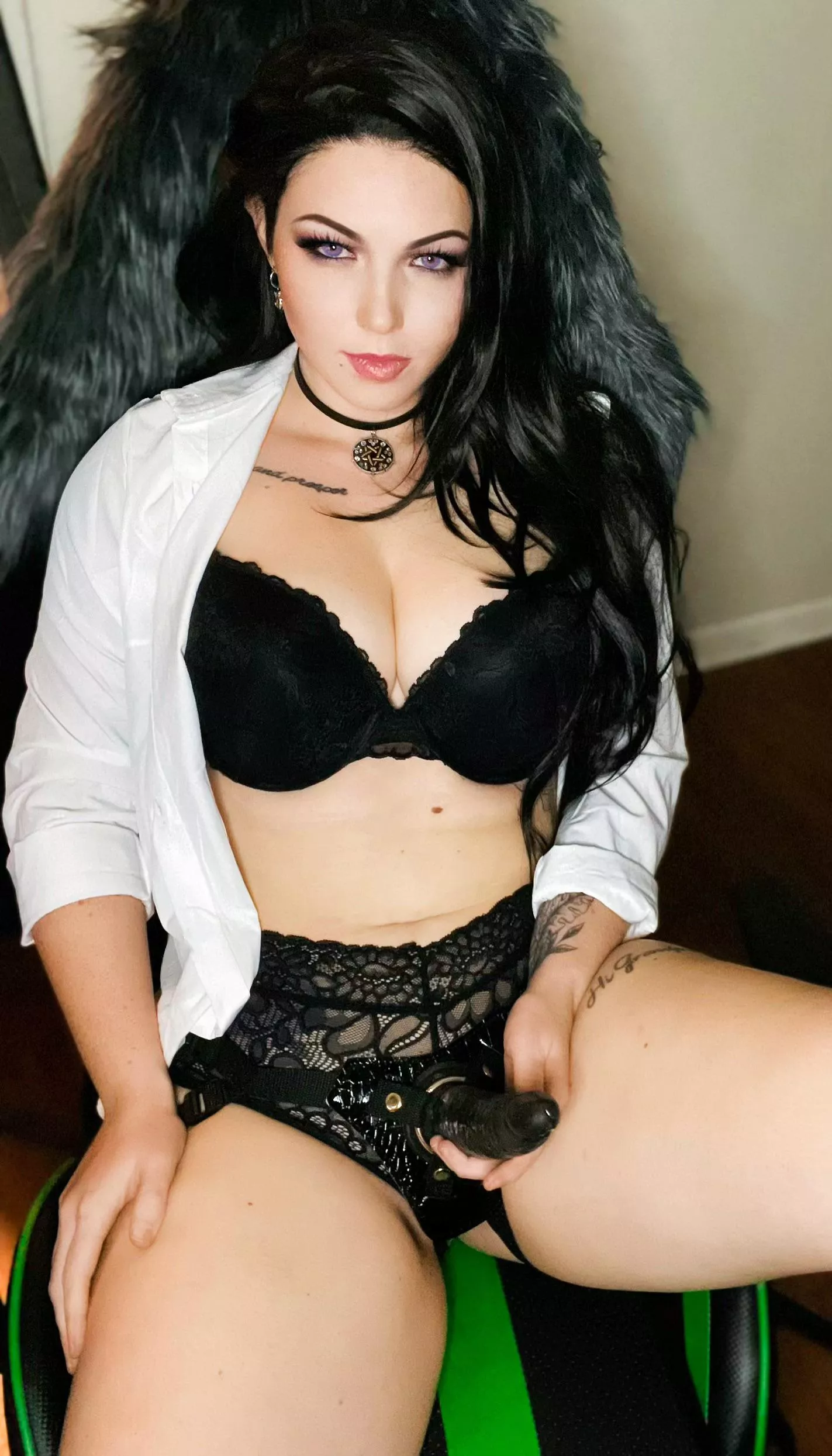 Sit on mommy’s lap like a good boy 😈