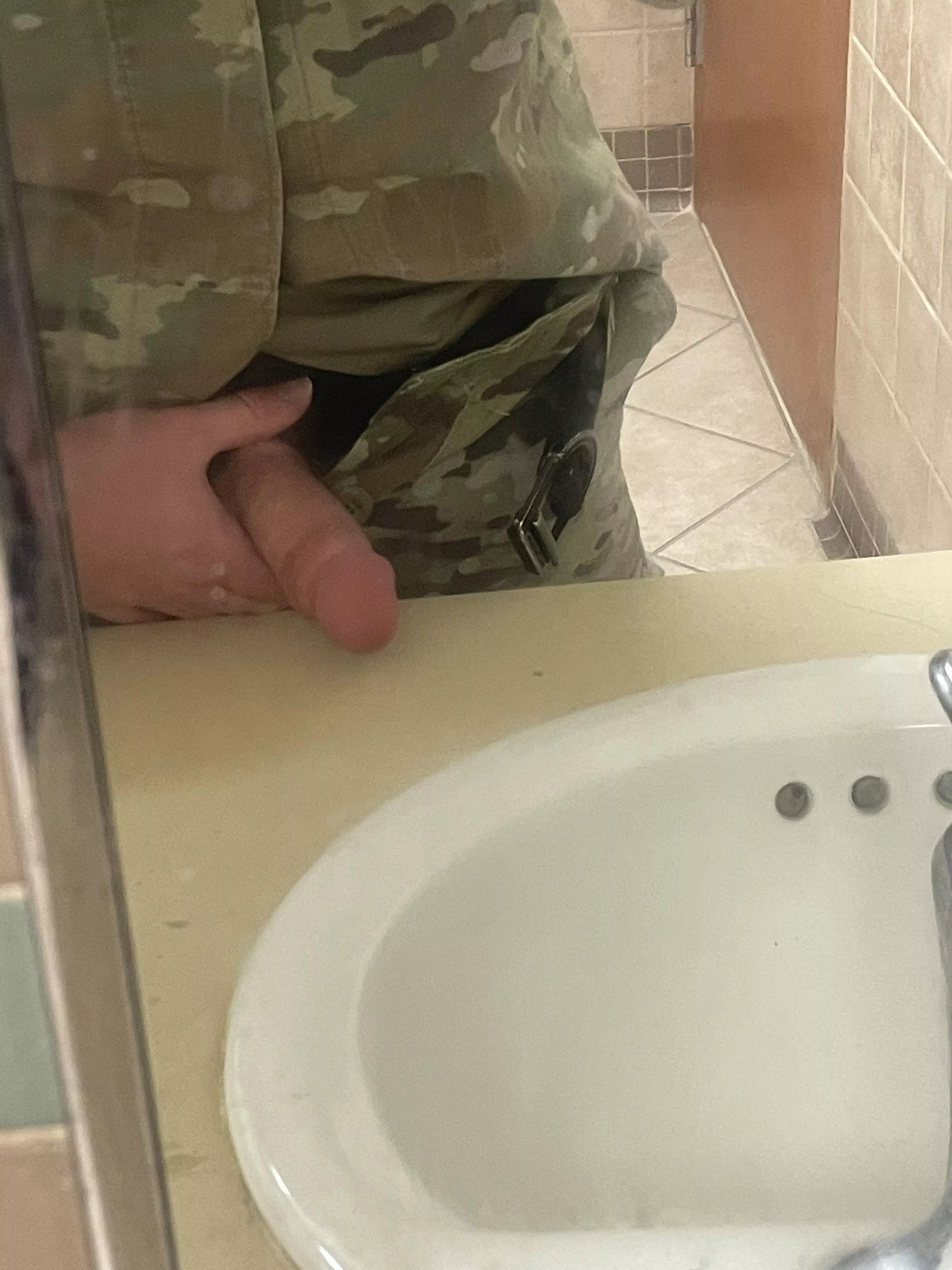 Sorry for the softie pic, but get me hard and be my Valentine?