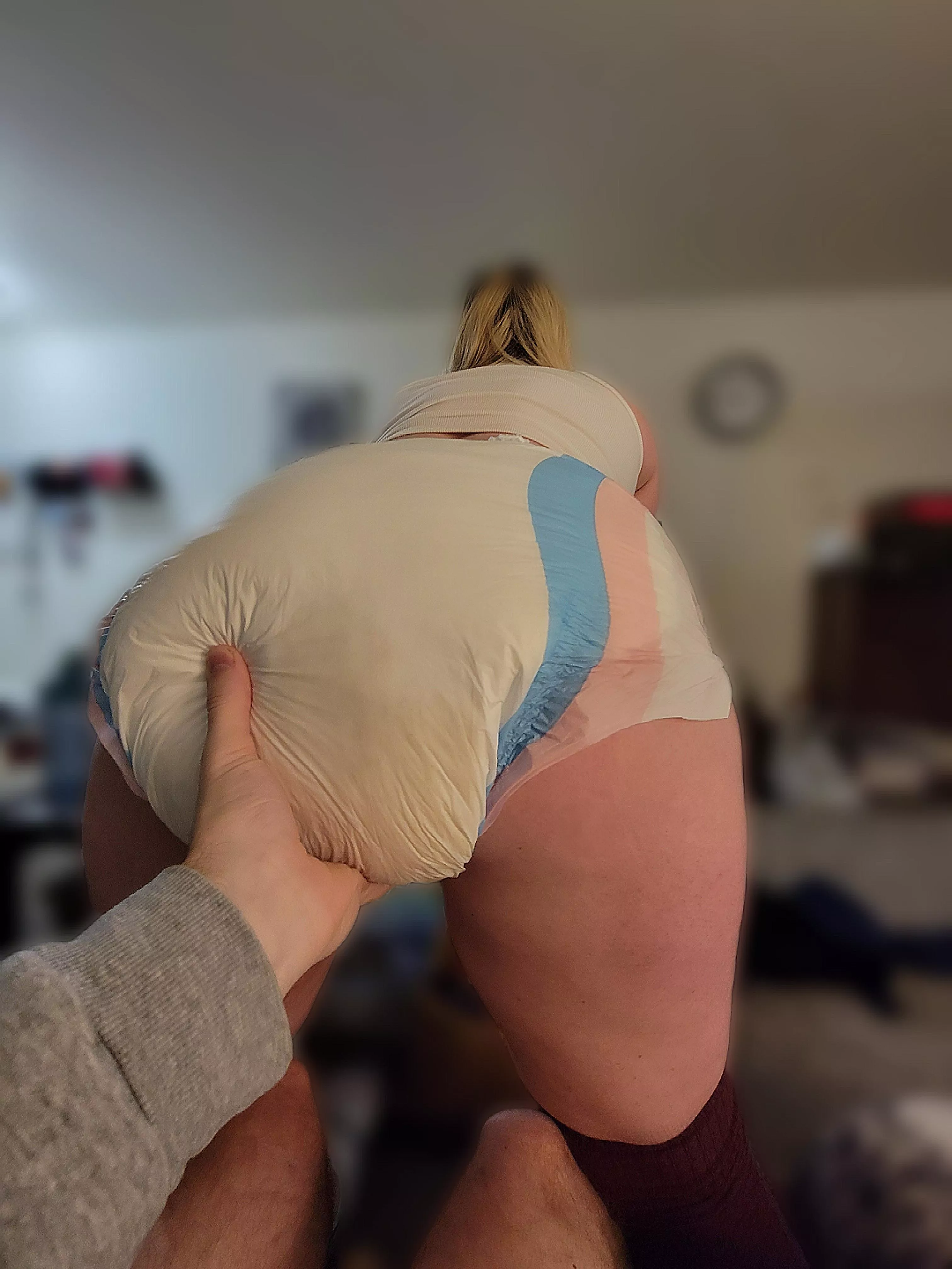 squish squish 💦💛