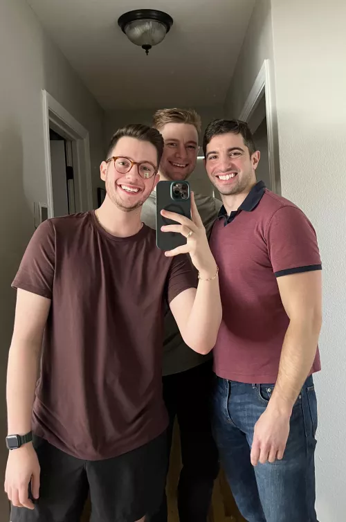 Thank ya reddit for creating new friendships, it’s crazy how some people will enter your life (: Thanks for the amazing weekend!