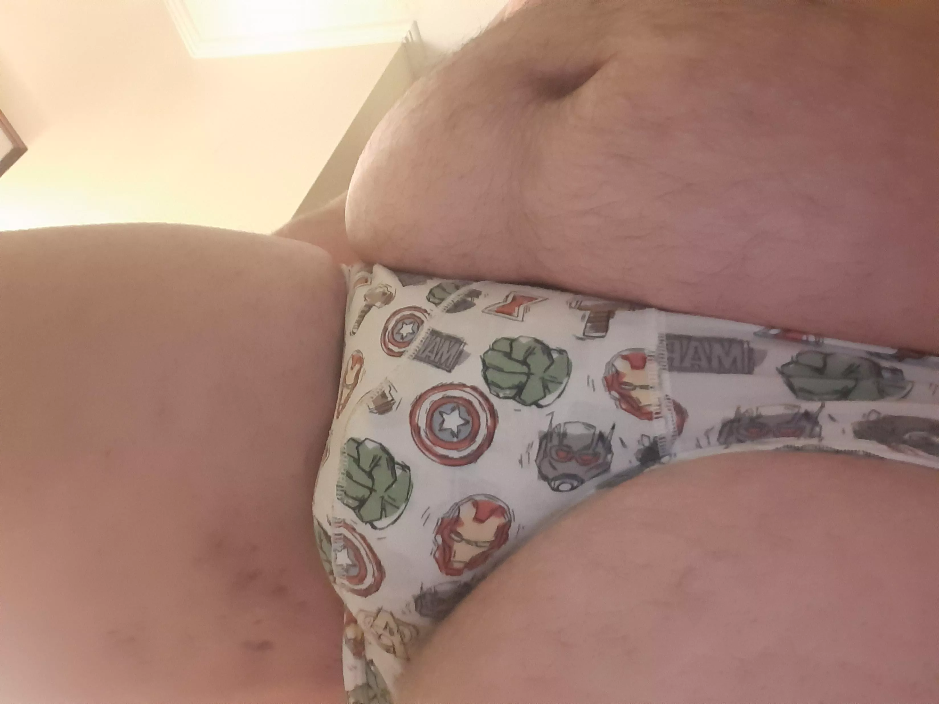 The can stop Thanos, But can they hold up Dee's nuts! ...not sorry