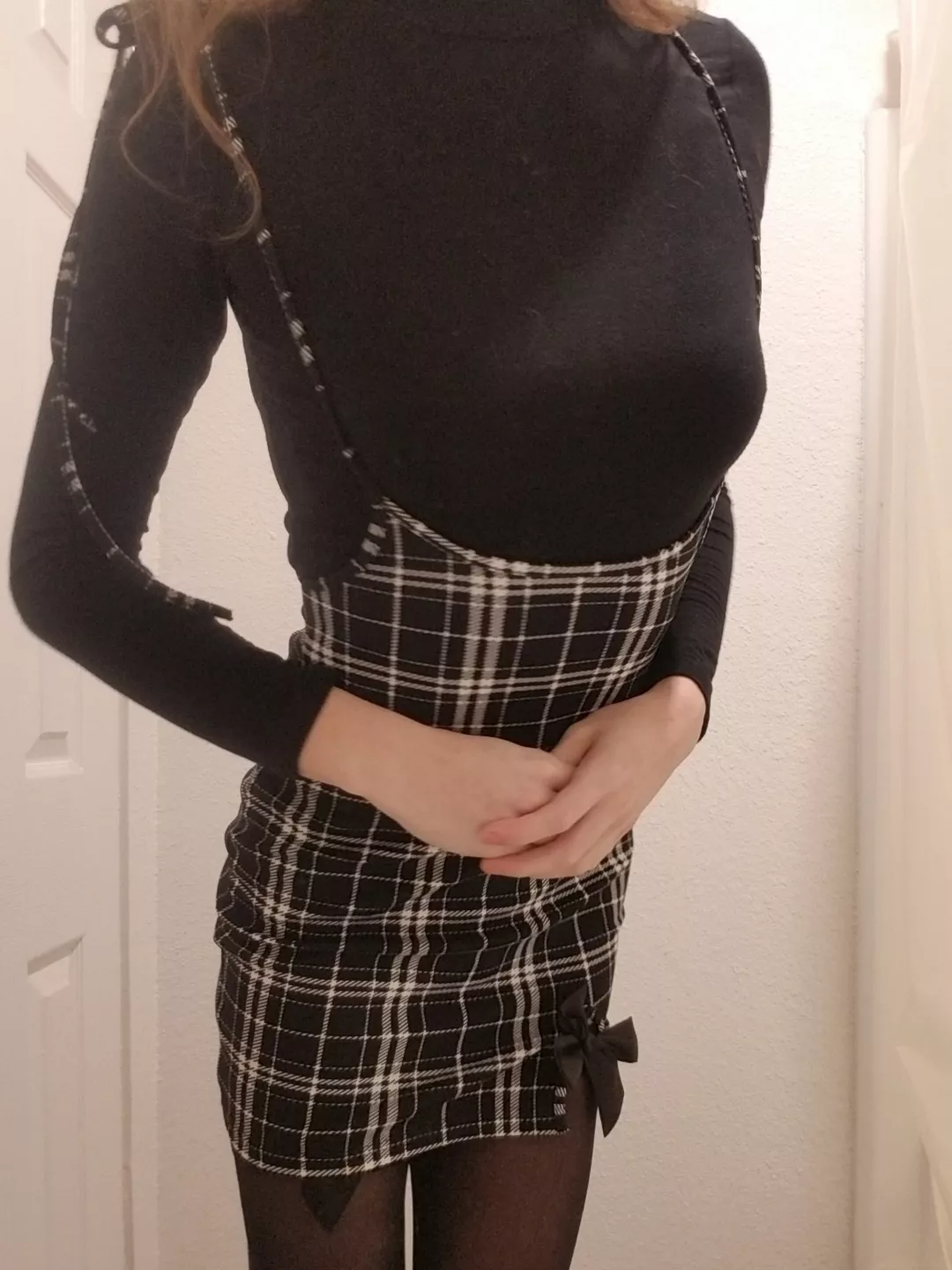 this dress makes me feel like a good slut