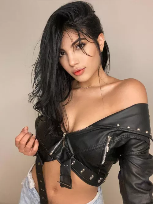 This outfit makes me feel spicy…