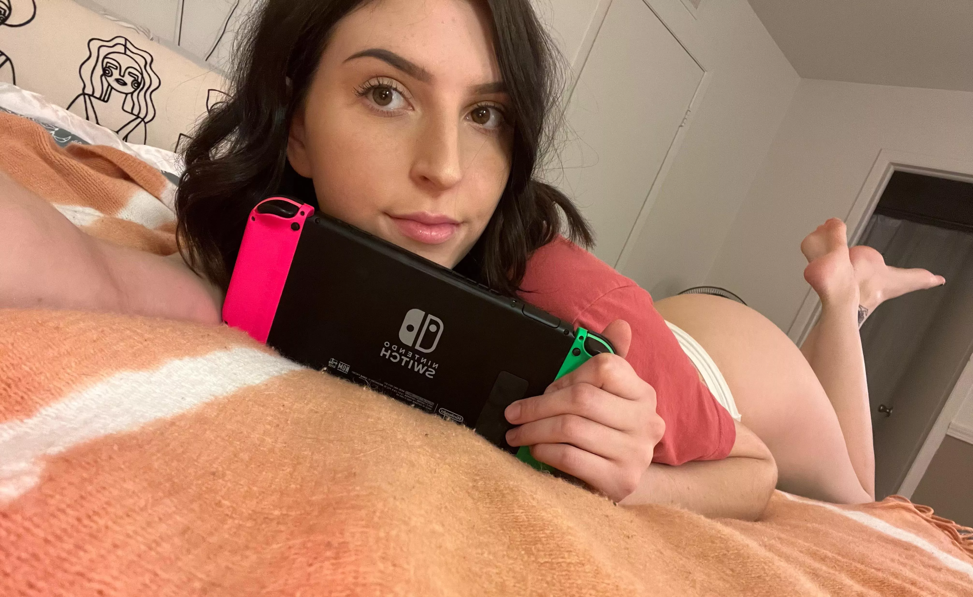 Who wanna play me 😋