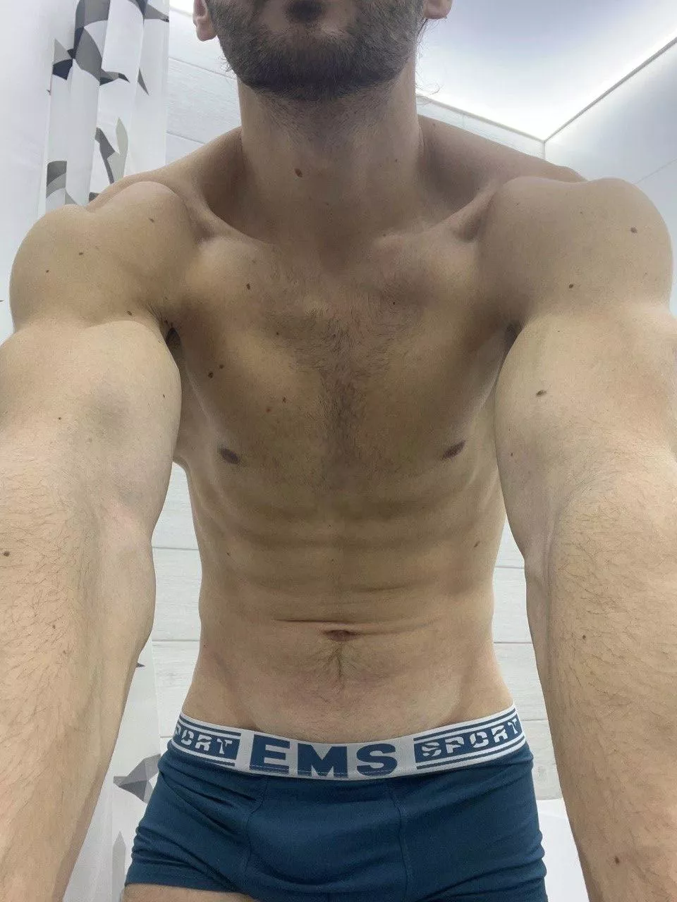 Who wants to be my slut tonight?