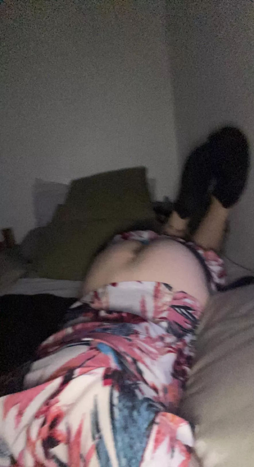 Who wants to fuck my tight little ass?