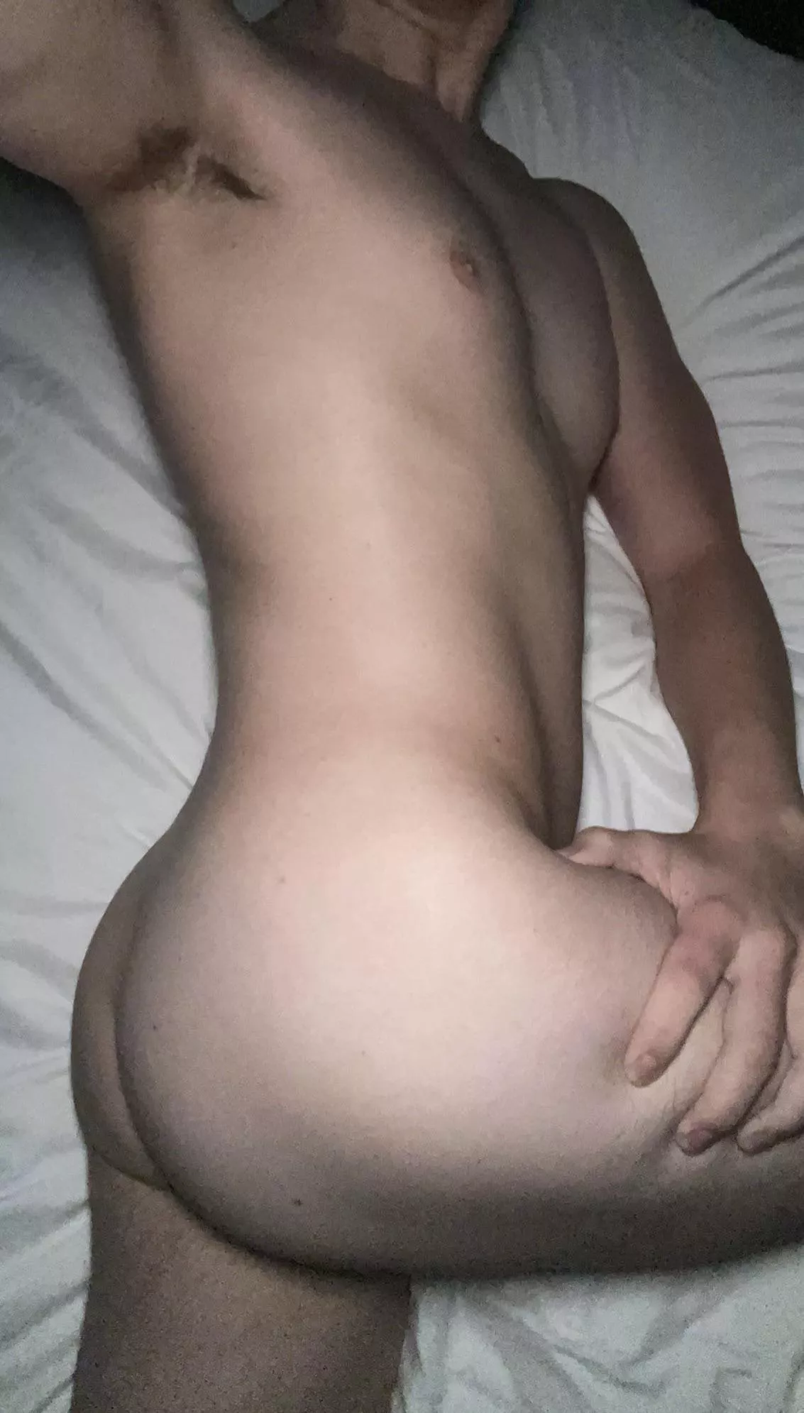 24 m San Antonio, kinky bottom looking for a fun DL top to use me. Sc- subbottom333