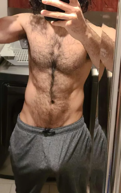 29(M) Leg Day always gets me horny ;)